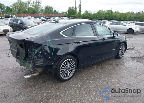 2018 Ford Fusion Hybrid Titanium from USA, damaged, VIN 3FA6P0RU6JR205714